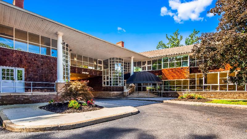 Best Western Plus The Inn & Suites at the Falls image