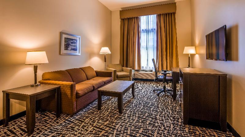Best Western Plus The Inn & Suites at the Falls image