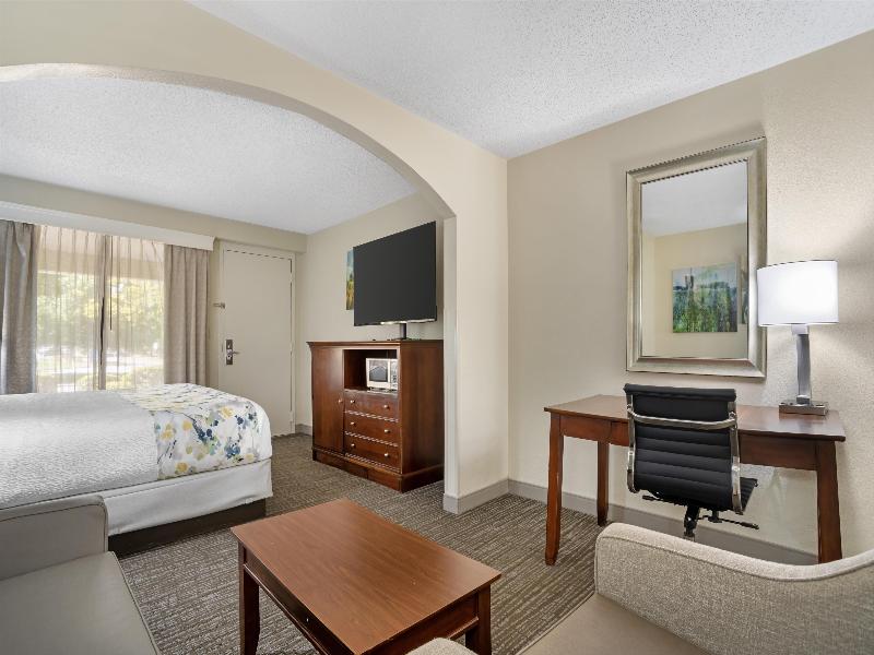 Best Western Inn & Suites - Monroe image