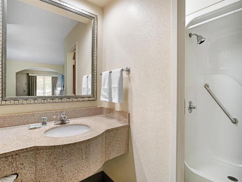 Best Western Inn & Suites - Monroe image