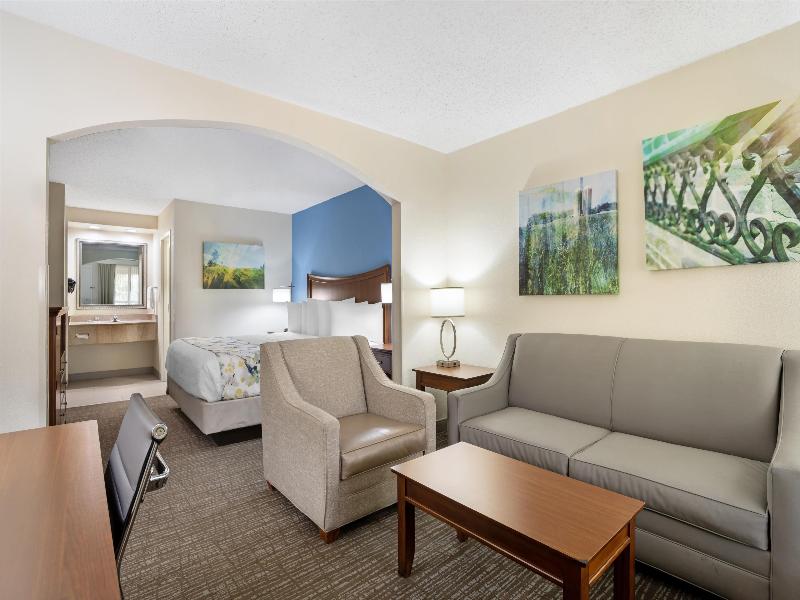 Best Western Inn & Suites - Monroe image