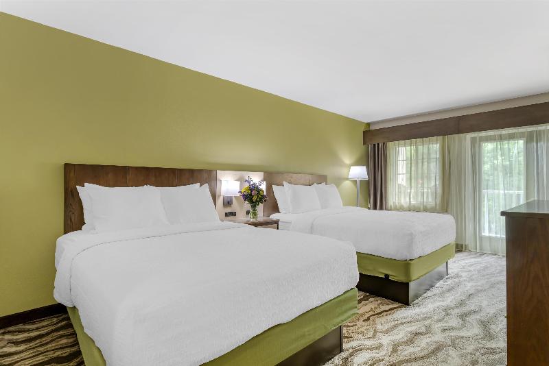 Best Western Plus River Escape Inn & Suites image