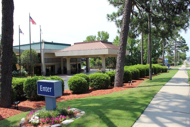 Surestay Plus By Bw Southern Pines Pinehurst image