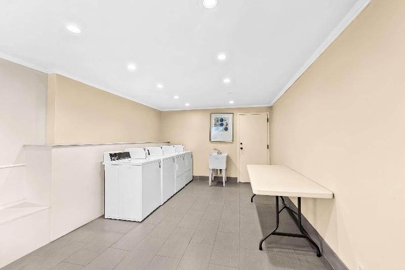 Surestay Plus By Bw Southern Pines Pinehurst image