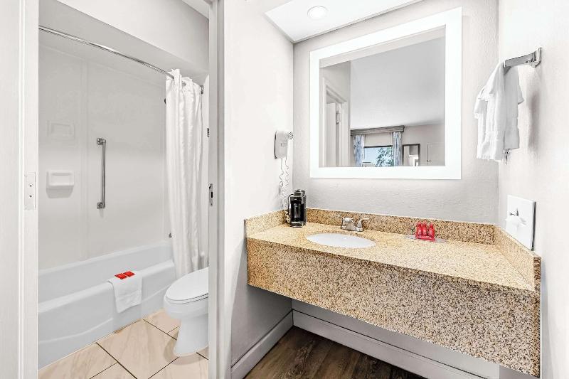 Surestay Plus By Bw Southern Pines Pinehurst image