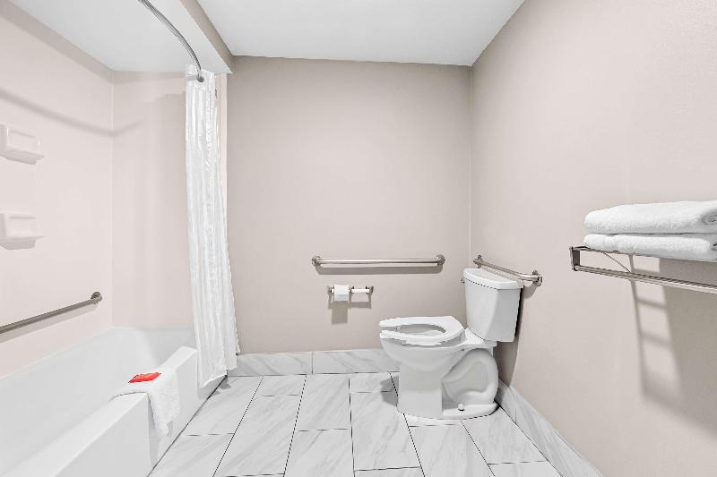 Surestay Plus By Bw Southern Pines Pinehurst image
