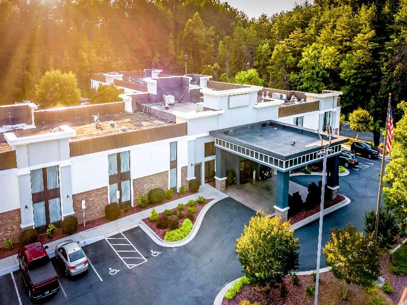 Best Western Plus Yadkin Valley Inn & Suites image