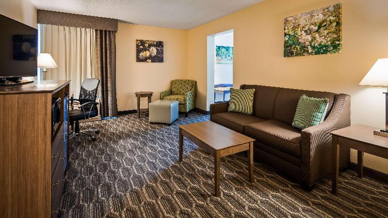 Best Western Plus Yadkin Valley Inn & Suites image
