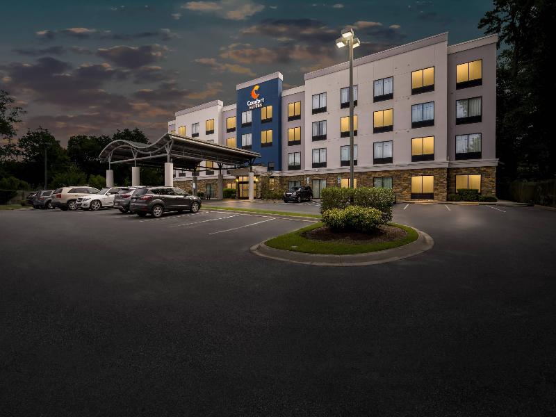 Comfort Suites New Bern near Cherry Point