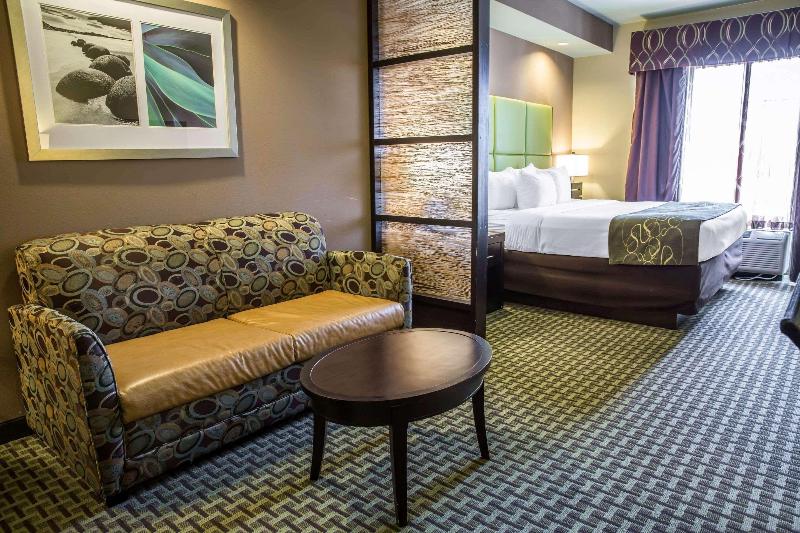 Comfort Suites New Bern near Cherry Point image
