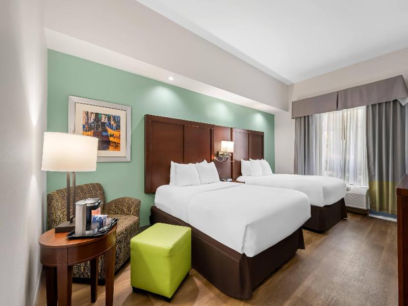 SUITE Accessible Two Double beds — photo 8