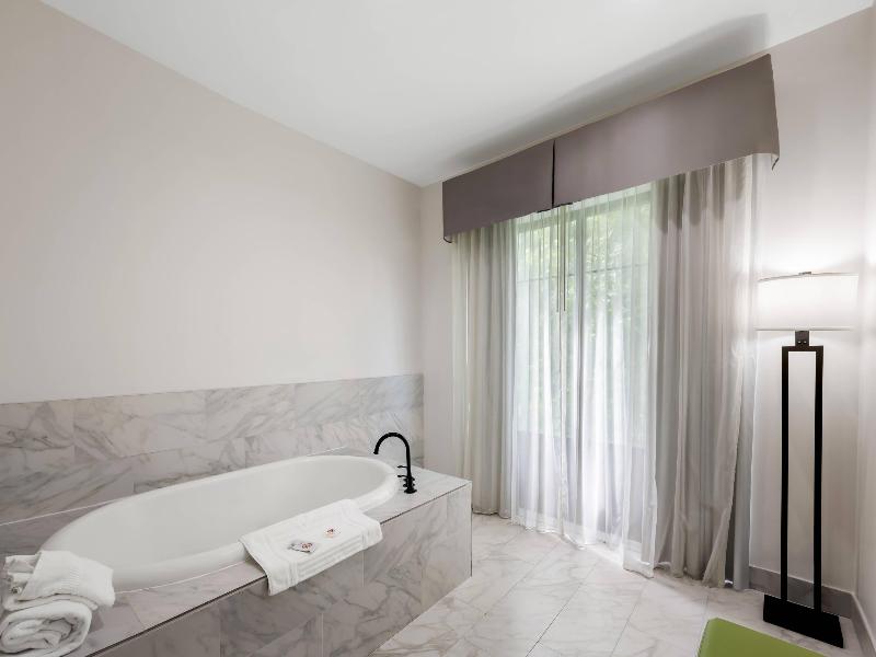 SUITE KING SIZE BED — photo 8