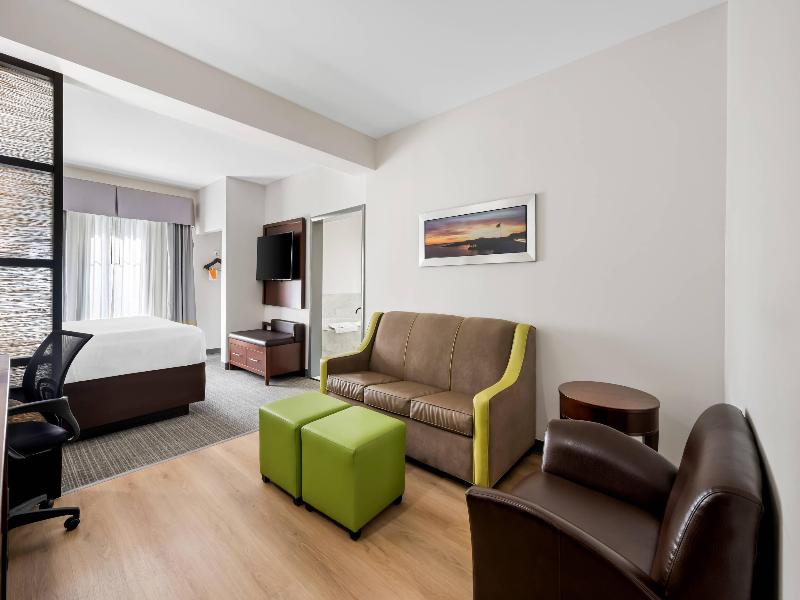 SUITE KING SIZE BED — photo 10