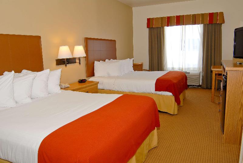 Best Western Wapakoneta Inn image