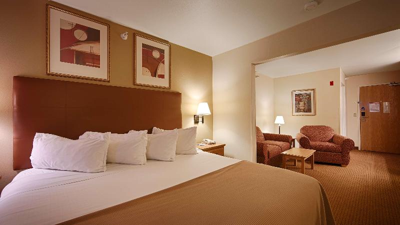 Best Western Wapakoneta Inn image