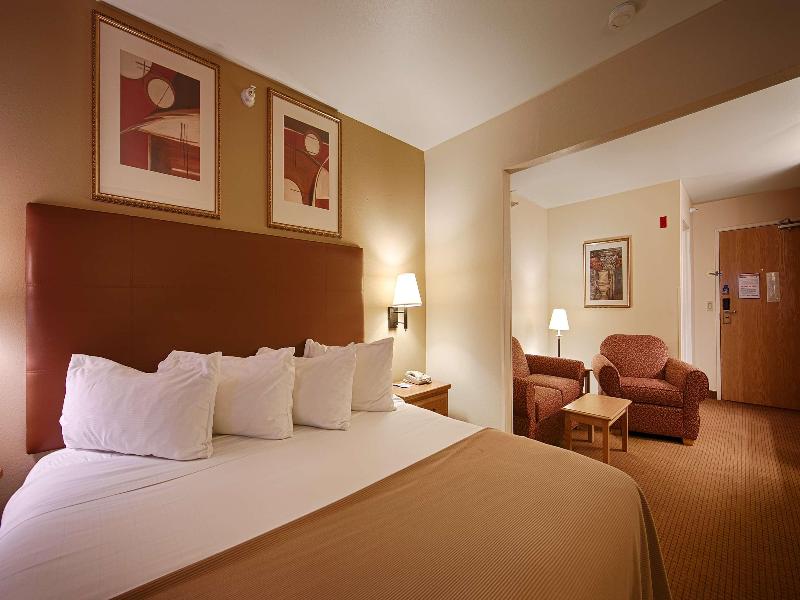 Best Western Wapakoneta Inn image