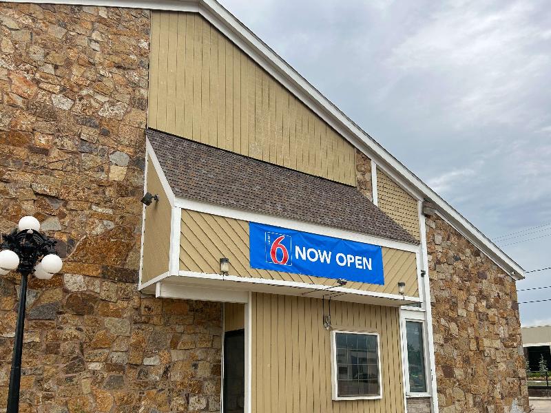 Best Western Raintree Motor Inn