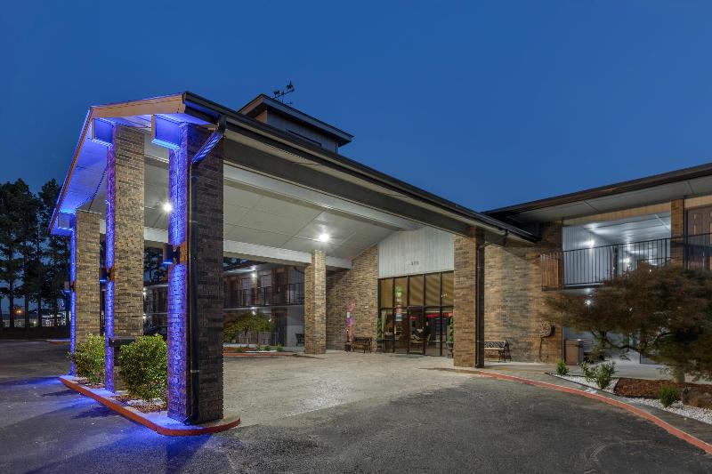 Surestay Plus By Best Western Poteau image