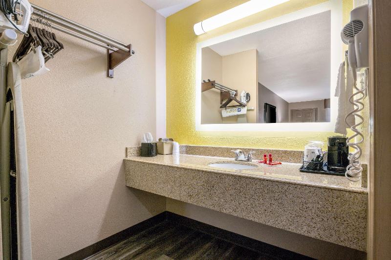 Surestay Plus By Best Western Poteau image