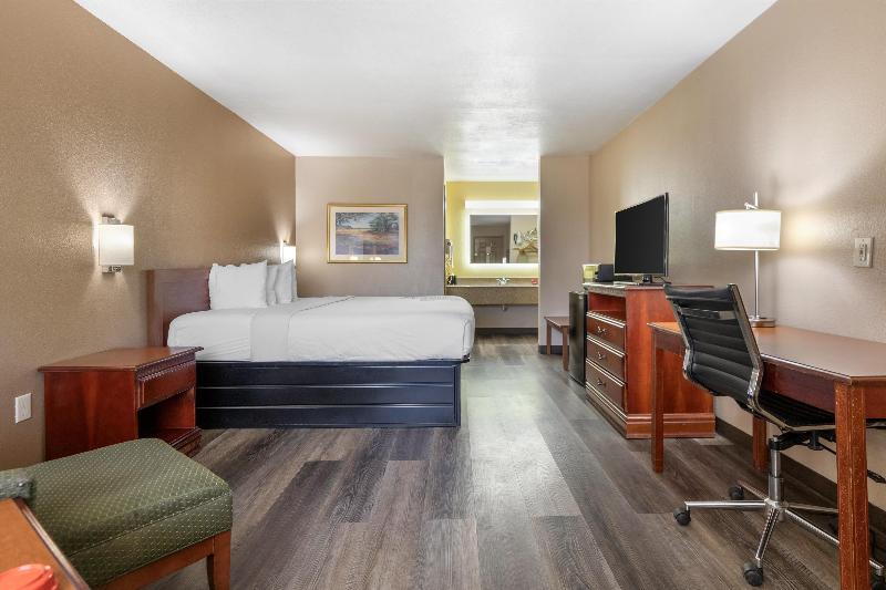 Surestay Plus By Best Western Poteau image