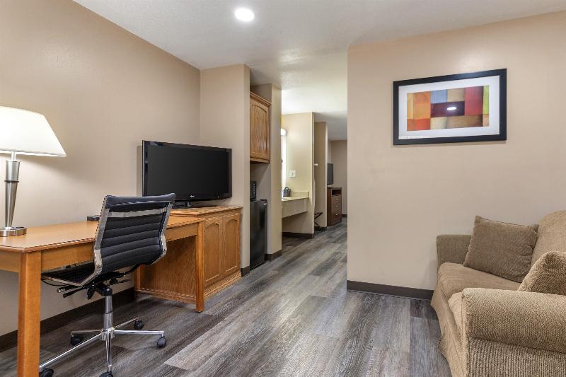 Surestay Plus By Best Western Poteau image
