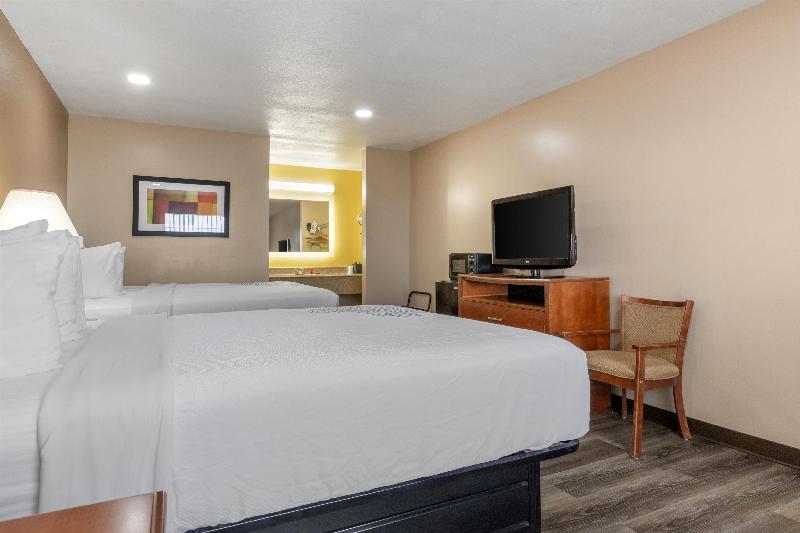 Surestay Plus By Best Western Poteau image
