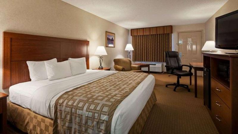 Surestay Plus By Best Western Poteau image
