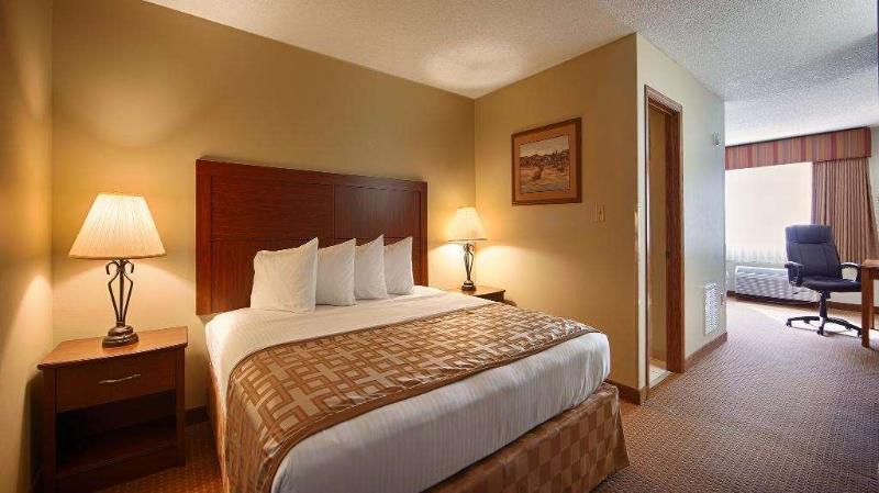 Surestay Plus By Best Western Poteau image