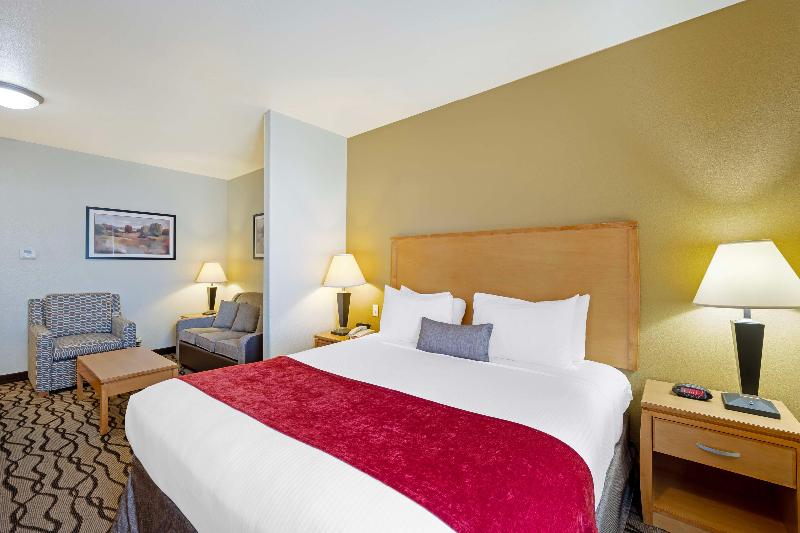 Best Western Plus Guymon Hotel & Suites image