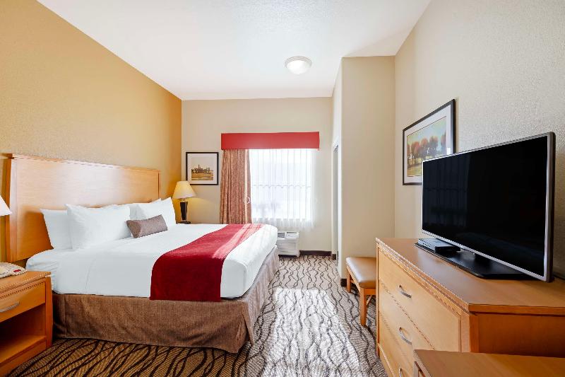 Best Western Plus Guymon Hotel & Suites image