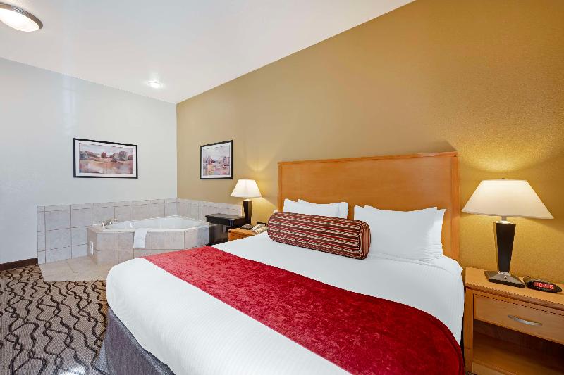 Best Western Plus Guymon Hotel & Suites image