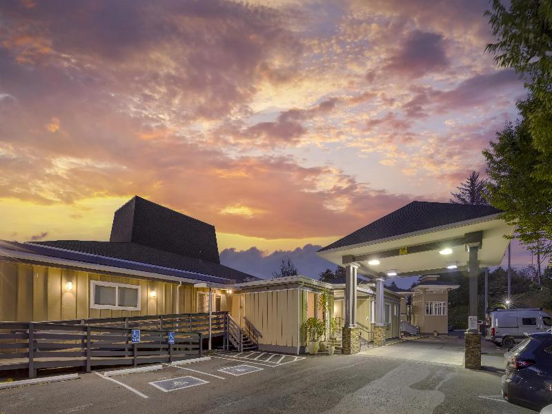 Best Western Pier Point Inn image