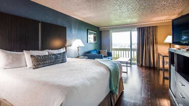 Best Western Pier Point Inn image