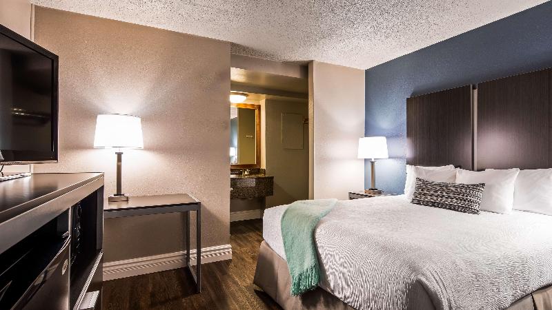 Best Western Pier Point Inn image