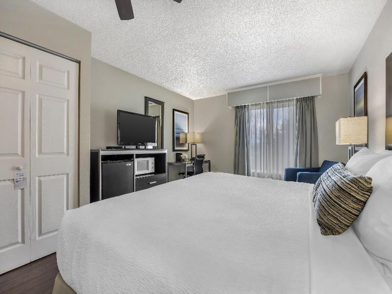 Best Western Pier Point Inn image
