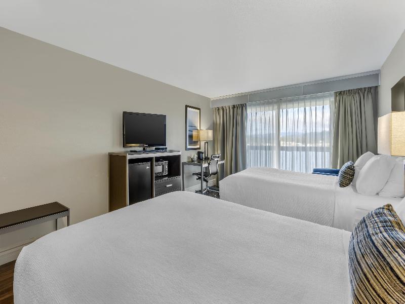 Best Western Pier Point Inn image