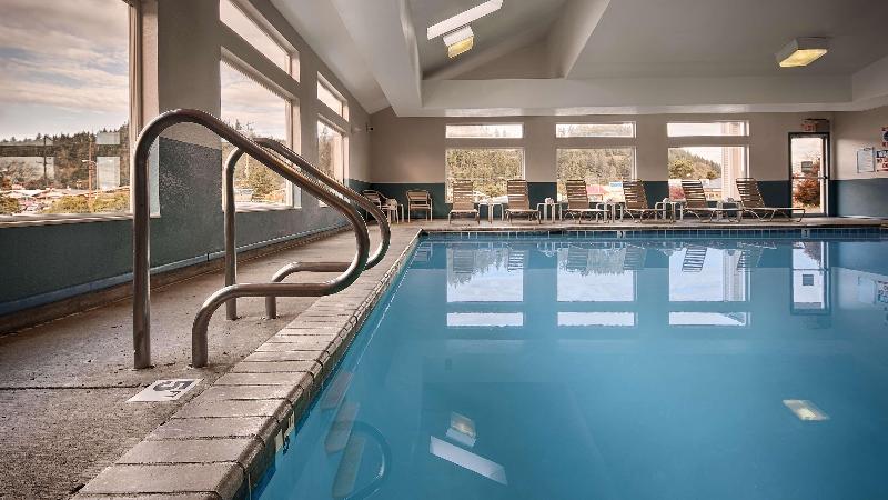 Best Western Salbasgeon Inn & Suites of Reedsport image