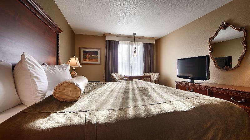 Best Western Salbasgeon Inn & Suites of Reedsport image