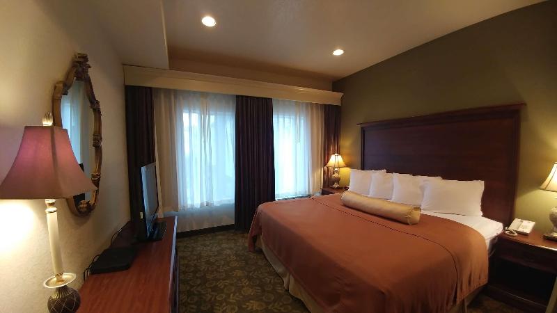 Best Western Salbasgeon Inn & Suites of Reedsport image