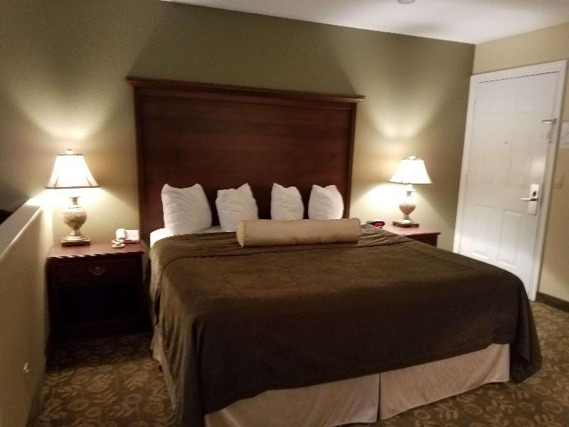 Best Western Salbasgeon Inn & Suites of Reedsport image