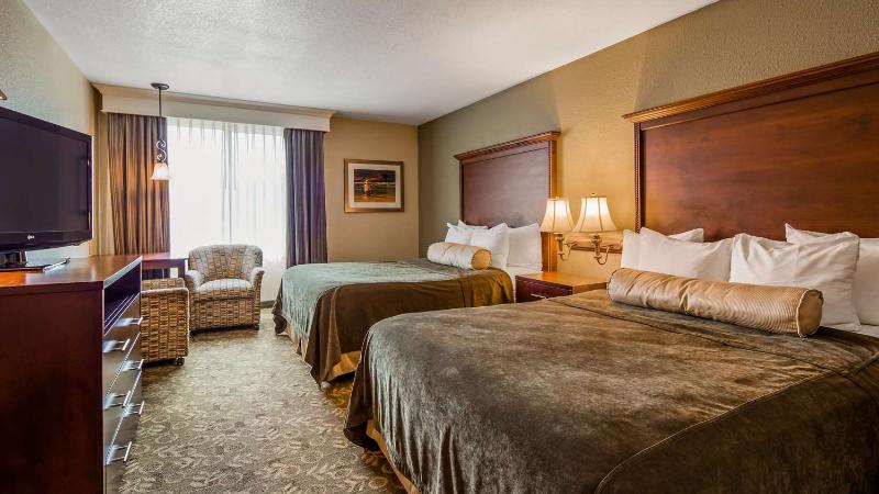 Best Western Salbasgeon Inn & Suites of Reedsport image