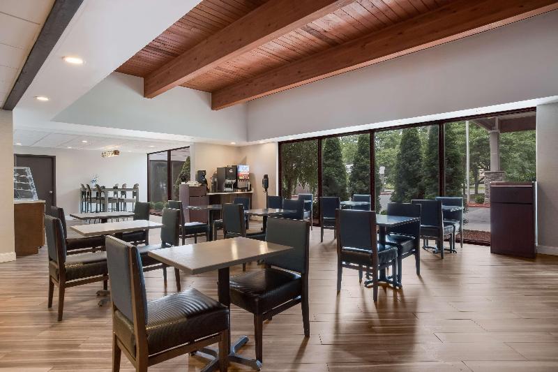 Best Western Hunt's Landing Hotel Matamoras/Milfor image