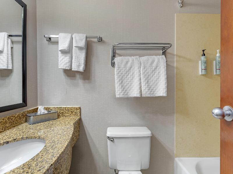 Best Western Hunt's Landing Hotel Matamoras/Milfor image