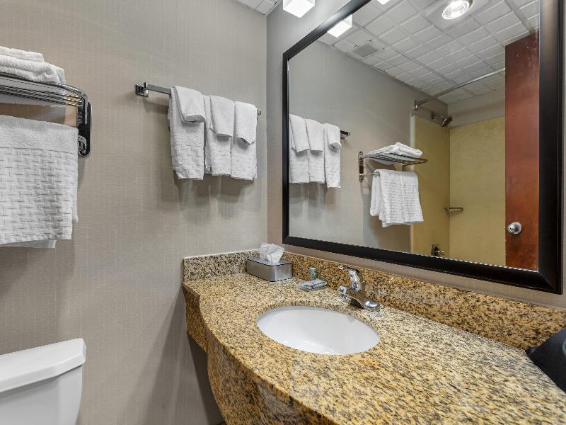 Best Western Hunt's Landing Hotel Matamoras/Milfor image