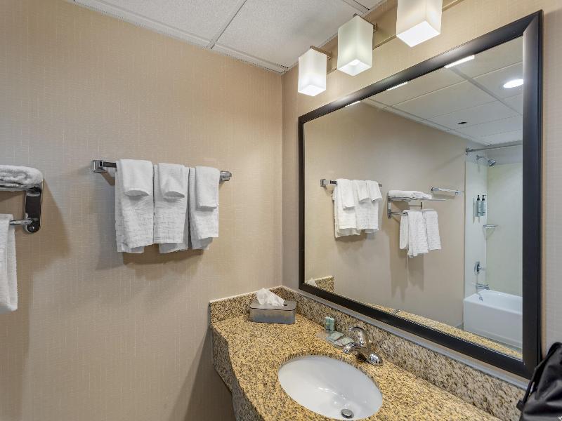 Best Western Hunt's Landing Hotel Matamoras/Milfor image