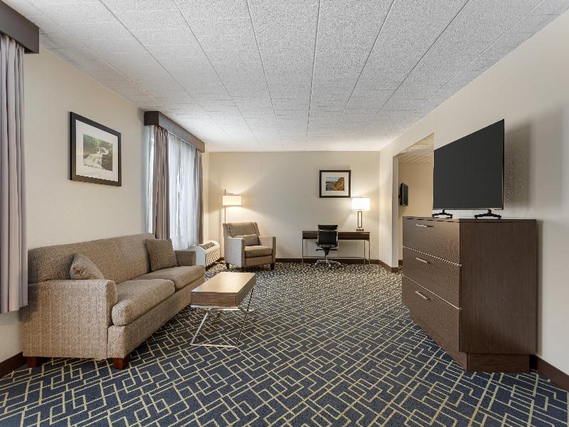 Best Western Hunt's Landing Hotel Matamoras/Milfor image