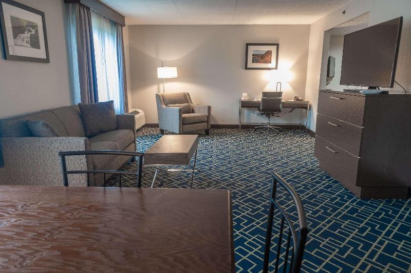 Best Western Hunt's Landing Hotel Matamoras/Milfor image