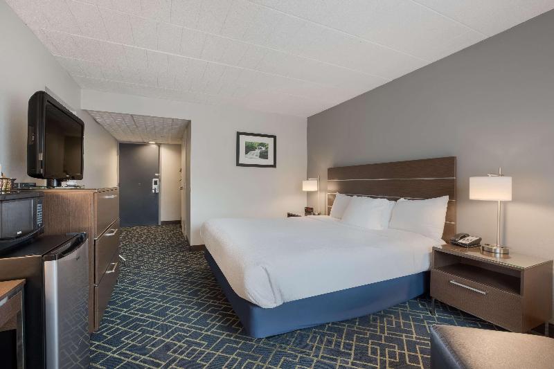 Best Western Hunt's Landing Hotel Matamoras/Milfor image