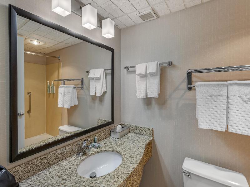 Best Western Hunt's Landing Hotel Matamoras/Milfor image