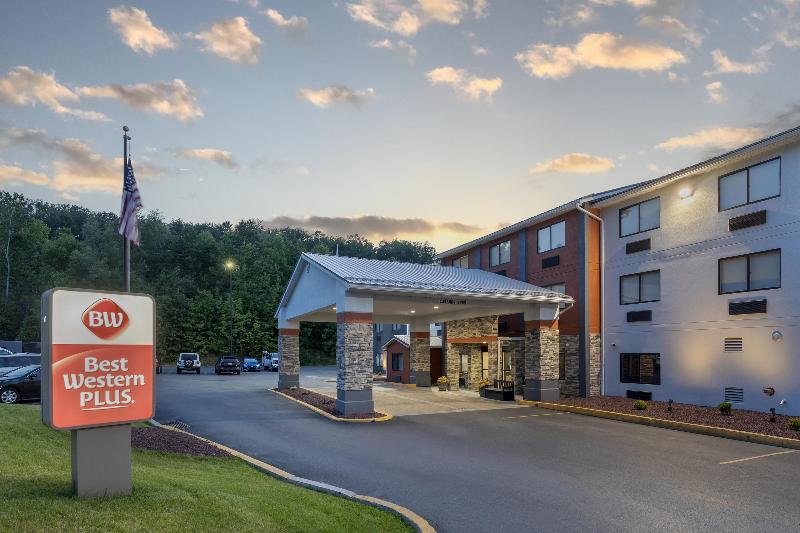 Best Western Plus Executive Inn image